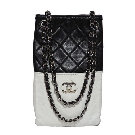 chanel bottiglia bianca con bordo nero|Chanel borse online.